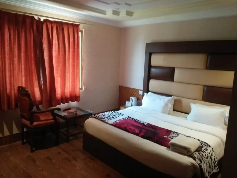 Hotel Royal Park - 3 Star hotel in Gulmarg Kashmir