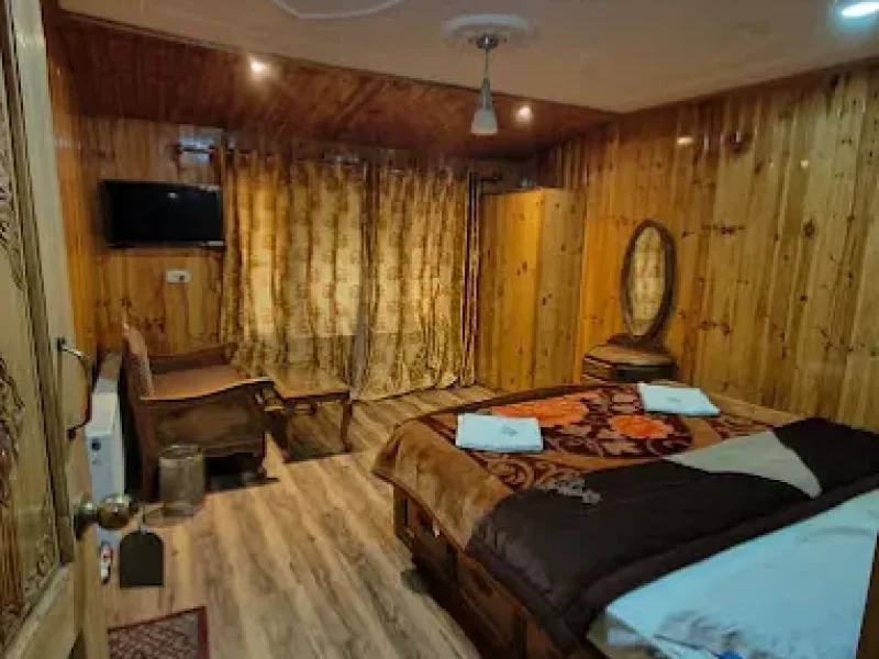 Hotel Barzman Sonmarg - 3 Star Hotel in Sonmarg Kashmir
