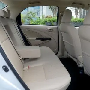 Etios-cab-service-in-kashmir-book-etios-taxi-in-srinagar-kashmir-