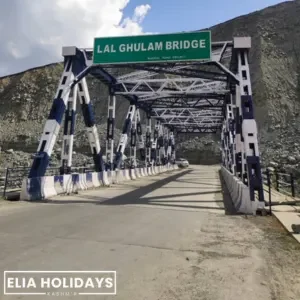 Srinagar to peer ki gali taxi service , online taxi service from srinagar to peer ki gali , best cab , taxi service from srinagar to peer ki gali. Pre-book online cab in kashmir to peer ki gali